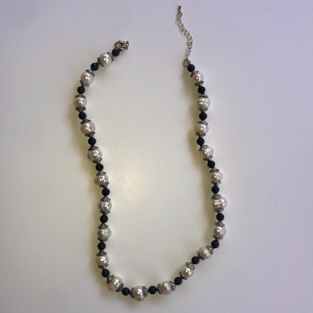 Vintage Black and Pearl Beaded Necklace